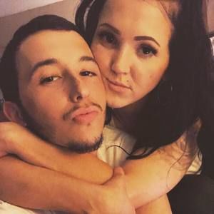 Meet your Posher, Devin